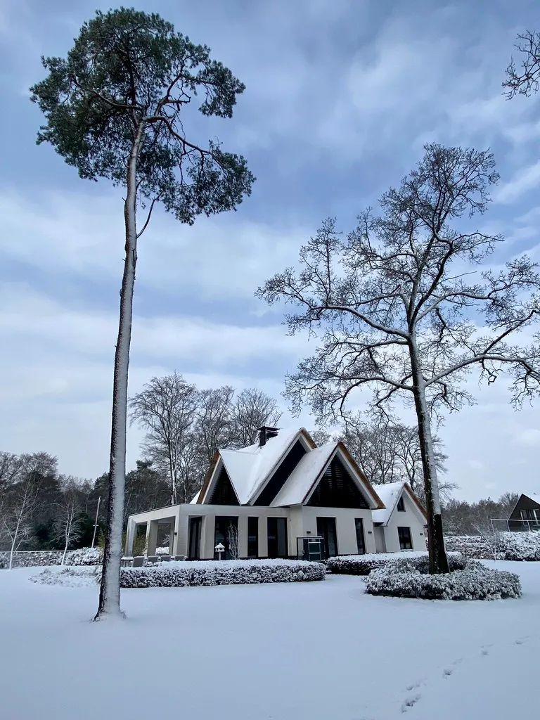 Stijlvolle, warme & strakke villa. De exclusieve woonbeleving