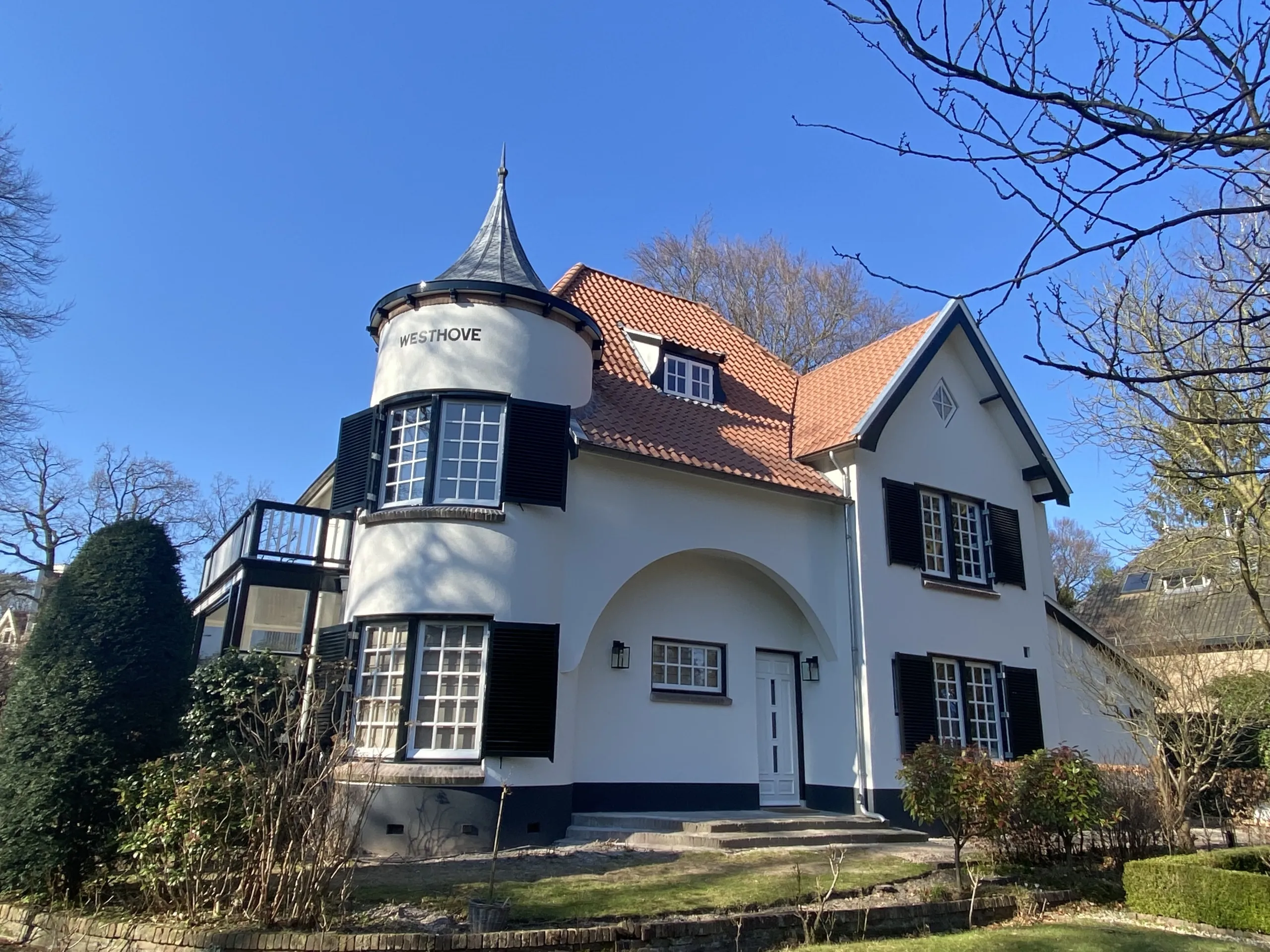 Historische villa met torentje krijgt een duurzame make-over