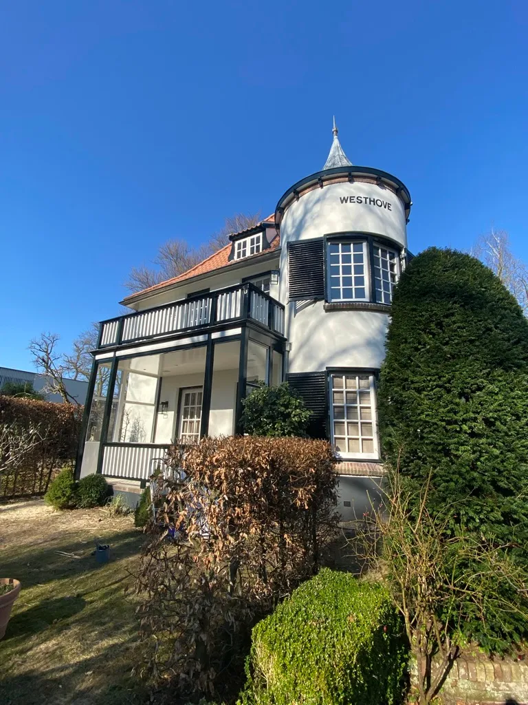Historische villa met torentje krijgt een duurzame make-over
