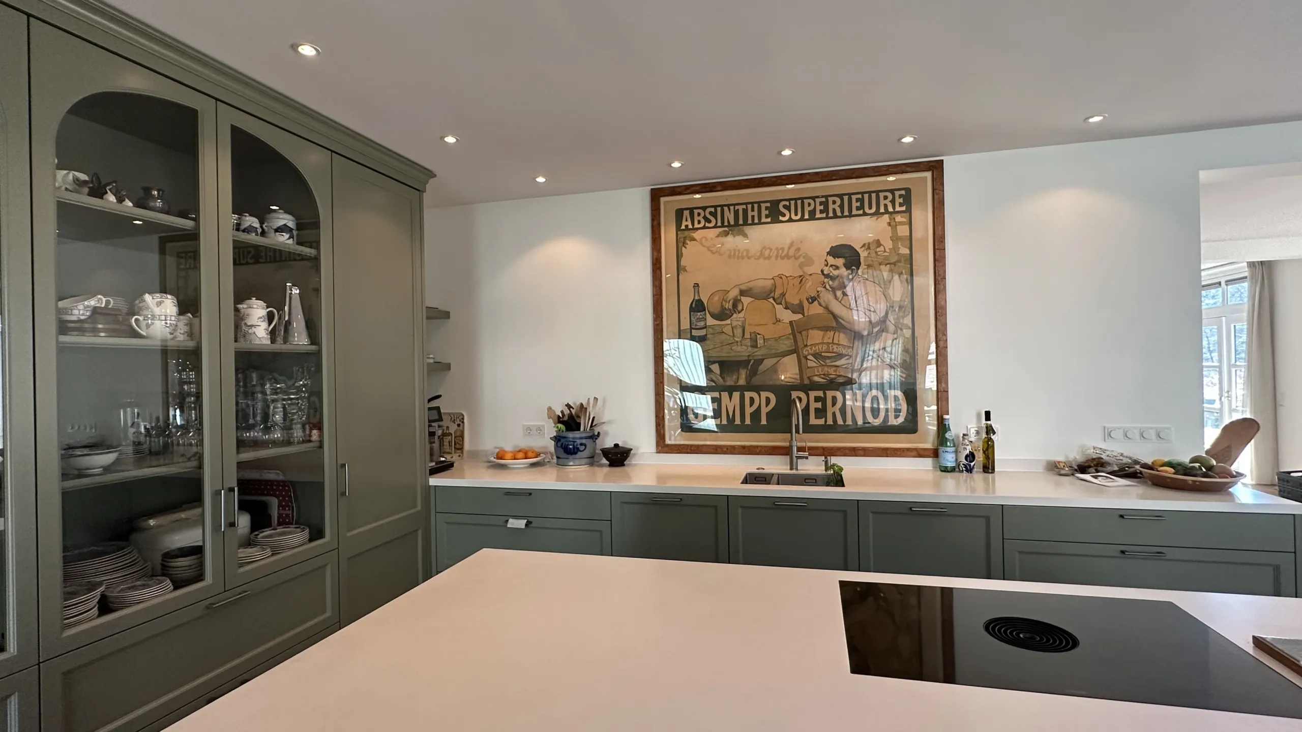 Authentieke woonboerderij met serre en groene woonkeuken — na