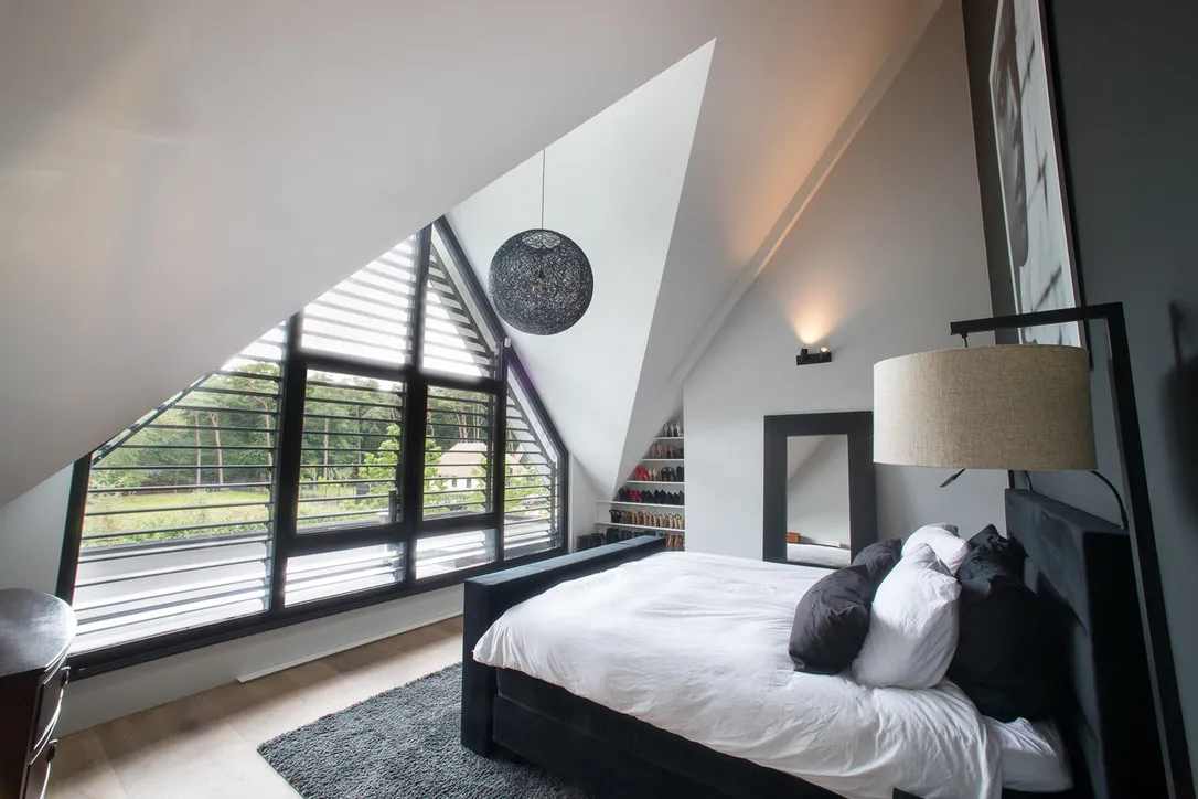 Stijlvolle, warme & strakke villa. De exclusieve woonbeleving